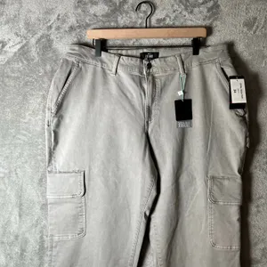Lularoe Utility Cargo Pants Size 34 Gray Stretchy Twill Roll Up Cuffs‎ New thumbnail 2