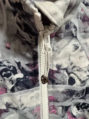 Lululemon Define Jacket thumbnail 3