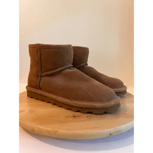 Banana Republic Bearpaw Chestnut Brown Suede Leather Low Top Ankle Lined Cozy Boots Size 9 thumbnail 11