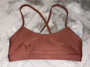 Alo Yoga Sports Bra Size XS thumbnail 1