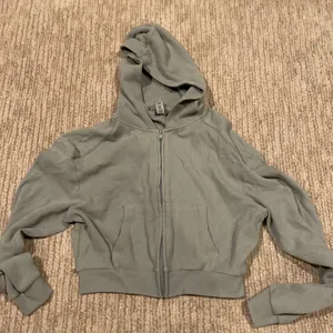 SKIMS CROPPED ZIPPED HOODIE thumbnail 1