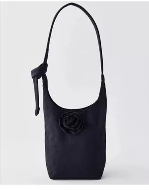 BAGGU Nylon Sling Rose Detail thumbnail 2