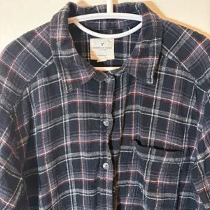 American‎ Eagle Boyfriend Fit Plaid Flannel Shirt Size Large thumbnail 2