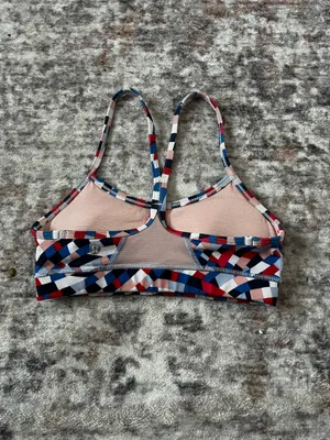 Lululemon Sports Bra  thumbnail 2