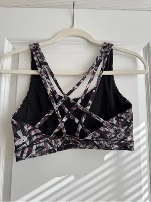 Lululemon Sports Bra thumbnail 2