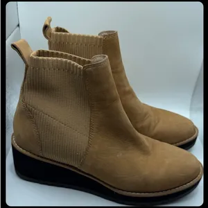 Eileen Fisher Chelsea Boots Womens 7.5 Tan Leather Wedge Ankle Bootie thumbnail 3
