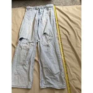 PacSun Women's Distressed Baggy Light Wash Jeans Size 29 X 30 thumbnail 2
