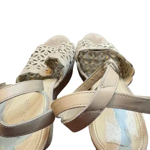 Marc Fisher Shoes Womens Size 11M‎ Beige Suede Studded Wedge Sandals Espadrille thumbnail 8