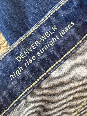 Lola High Rise Straight Denver W. Blk Jeans, size 26 thumbnail 7