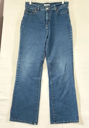 Levi's Women's 512 Perfectly‎ Slimming Straight Leg Jeans Medium Wash Size 10 S thumbnail 1