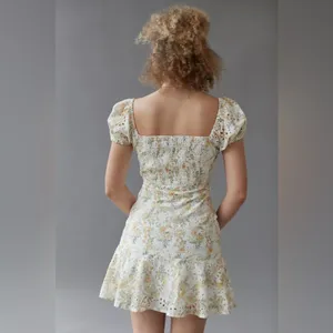 En‎ Saison Yellow Floral Eyelet Mini Dress Puff Sleeve tie Open Front Women’s M thumbnail 3