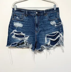 AE Mom Shorts Size 14 Denim Dark Wash Stretch American Eagle thumbnail 1