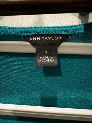 Ann Taylor Teal Wrap Style Top 💚 thumbnail 2