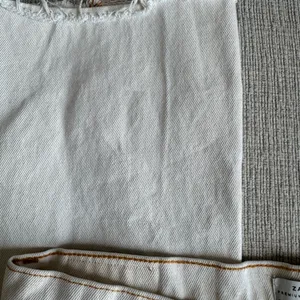 Zara Women's Cream Flare Jeans thumbnail 4