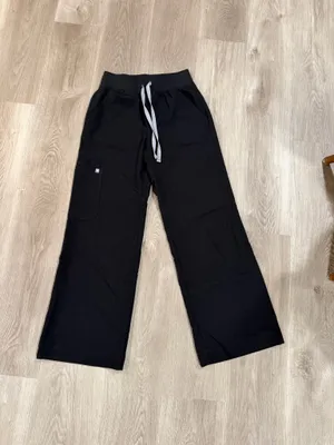 FIGS Isabel Wide-Leg Pants thumbnail 4