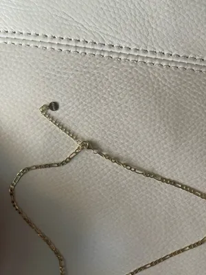 Gold link chain necklace thumbnail 3