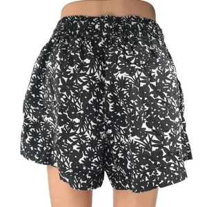 Everlane Women's Black White Floral High Waisted Casual Mini Shorts Size M thumbnail 3