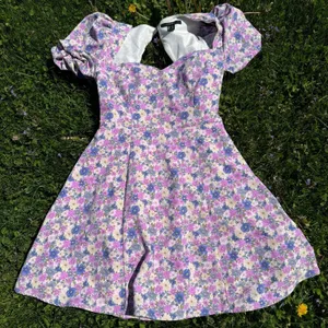 Forever 21 Sweetheart Tea Party Puff Sleeve Purple Dress thumbnail 1