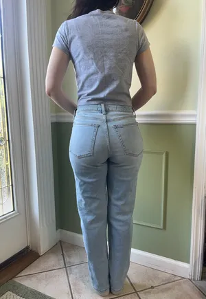 Universal Thread Mid Rise 80’s Slim ripped jeans thumbnail 2