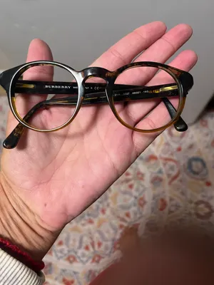 Burberry Frames thumbnail 3