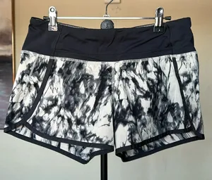Lululemon Run Times Short Great Granite Black Mojave Tan Stretch 4" Inseam‎ Sz 6 thumbnail 1