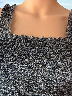 Abercrombie & Fitch Black and White Smocked Ruffle Strap Crop Tank Sz XS thumbnail 2