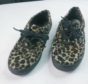 Vans 6.5 Furry Leopard Sneakers Shoes thumbnail 6