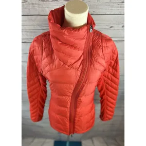 Lululemon What The Fluff Puffer Jacket Womens Red Rare Size 4 6 thumbnail 2