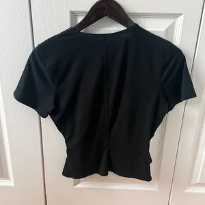 Lululemon Round Trip Short Sleeve in Black thumbnail 3