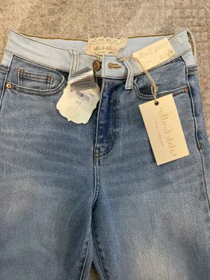 Altar'd State Two-Tone Jeans Flare High-Rise thumbnail 3