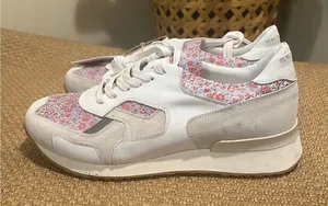 Greats Floral Women's Limited Edition Sneakers NWT sz 42 (US The 11.5/12) thumbnail 1