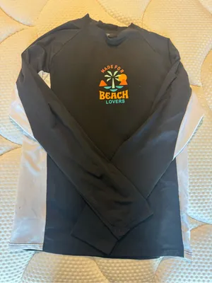 Beach Lovers Long-Sleeve Swim Hoodie - Black & White thumbnail 1