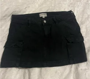 PacSun Black Cargo Mini Skirt thumbnail 2