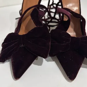 ASOS DESIGN Peony tie leg bow high heeled shoes in burgundy EUC thumbnail 3