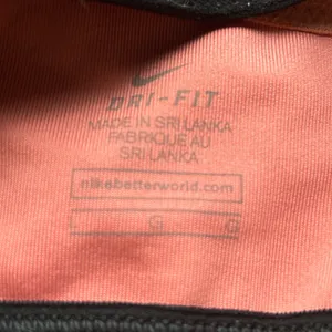 Nike sports bra thumbnail 2
