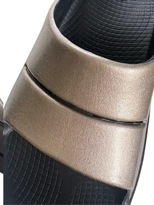NWOT OOFOS OOaah Luxe Slide Sandals Latte Size 10 thumbnail 5