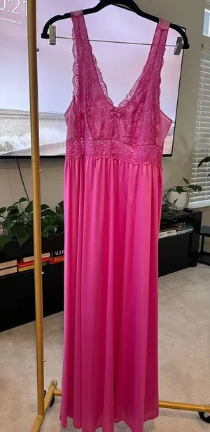 Shadowline size, large Elegant Pink Lace Nightgown thumbnail 1