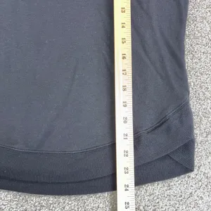 Athleta Topanga Womens M Black Long‎ Sleeve Sweatshirt Pullover Athletic Yoga thumbnail 2