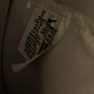 Nike Blazer Mid 77 Essential Sneaker White Metallic Silver Womens Size 7 New thumbnail 12