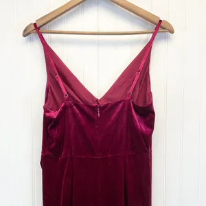 NEW Yumi Kim Womens M Felicity V-neck Midi Velvet Formal‎ Dress Wine Burgundy thumbnail 5