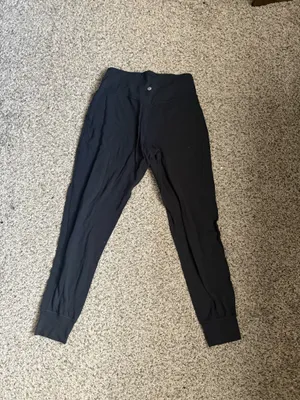 Lululemon Align Jogger 28" thumbnail 2