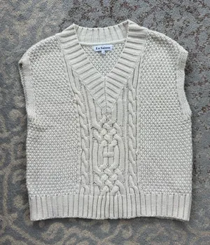 En Saison Cable Knit Sweater Vest Wool Blend Cream Small thumbnail 1