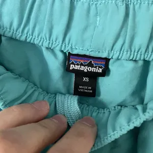 Patagonia Size XS Barely Baggies Aqua Blue 2” Inseam Shorts Nylon thumbnail 3