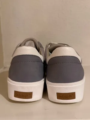Dr. Scholl's Madison Platform Sneaker Low-Top Sneakers in Light Gray and White thumbnail 5