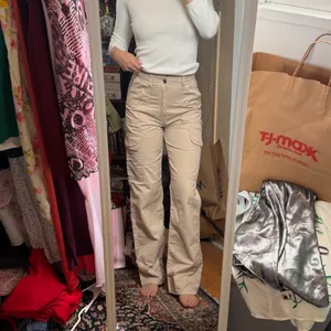 zara cargo khakis  thumbnail 3