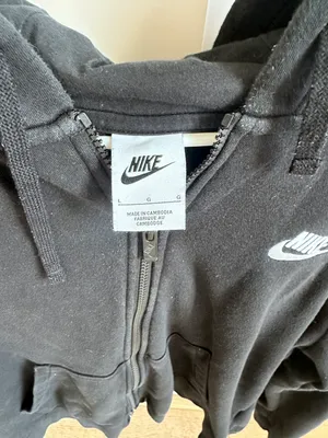 Nike Black Zip-Up Jacket thumbnail 3