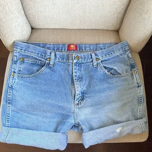 Wrangler Slim Fit Cutoff Denim Shorts thumbnail 2
