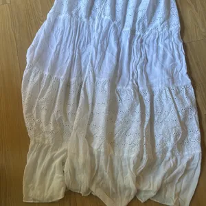 White Sleeveless Maxi Dress Size XL thumbnail 2