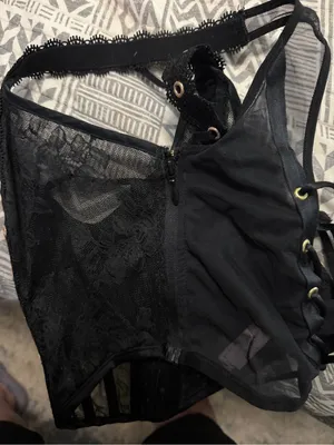 Victoria’s Secret Very Sexy Black Lace Boned Corset Bustier Top M DD Y2K thumbnail 4