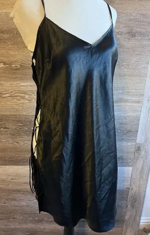Victoria's Secret Satin Slip Dress Lingerie Medium Black Grunge Goth Sexy Nightie thumbnail 1